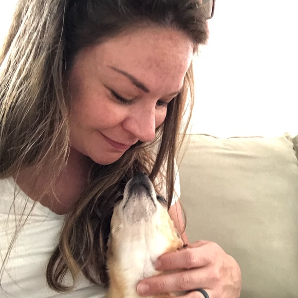 Meet your Posher, Ashley - Picture 3 of 9